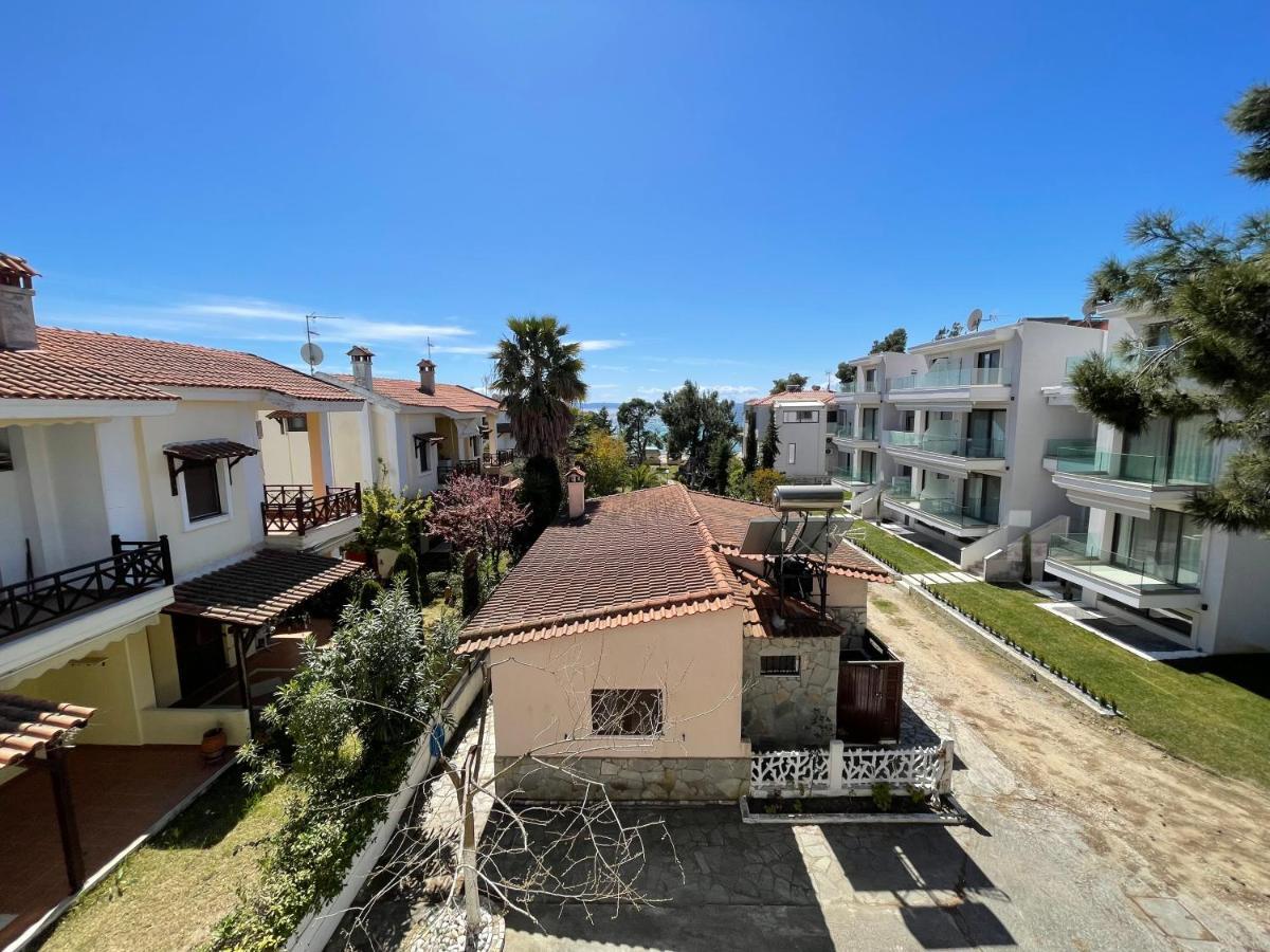 Galazia Akti Seaside Apartments Nikiti  Esterno foto