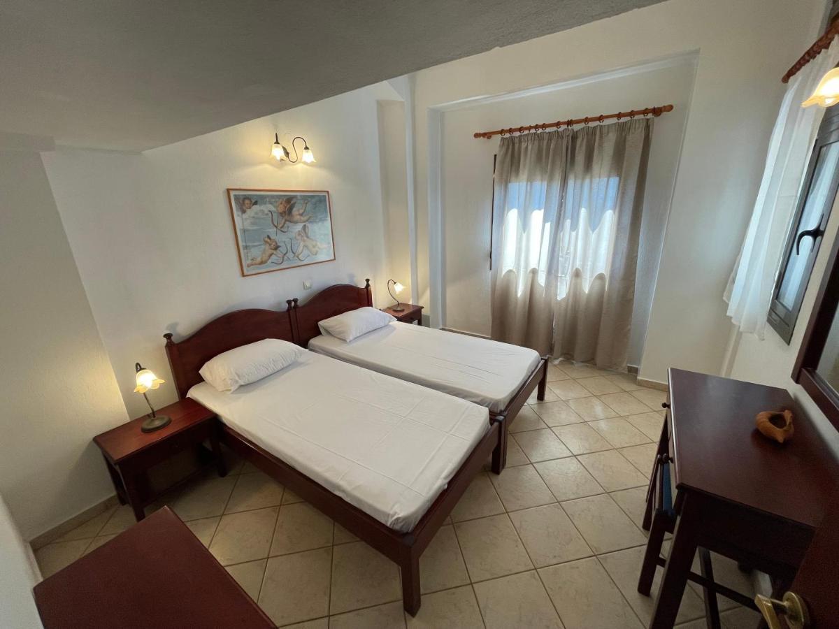 Galazia Akti Seaside Apartments Nikiti  Esterno foto
