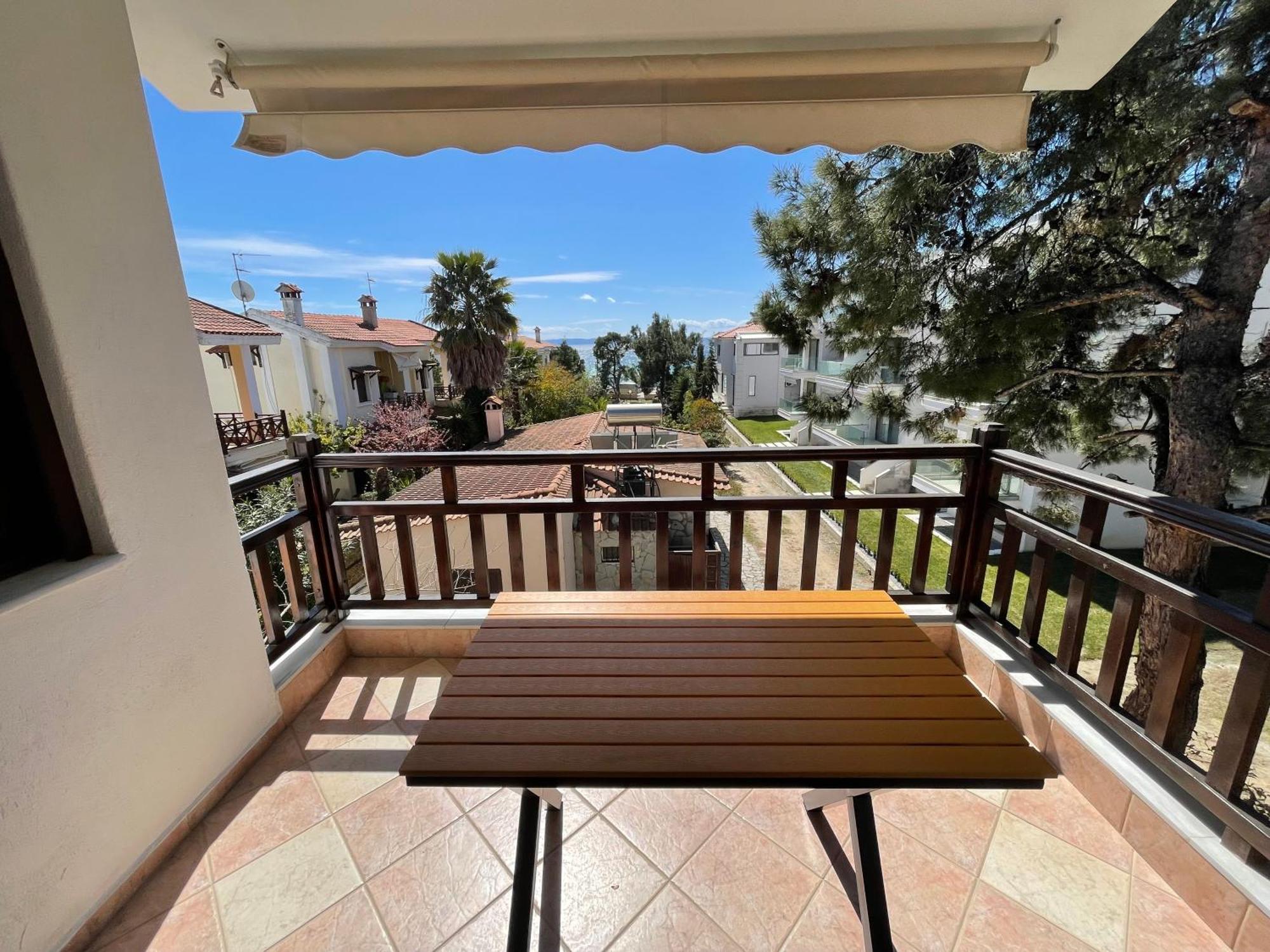 Galazia Akti Seaside Apartments Nikiti  Esterno foto