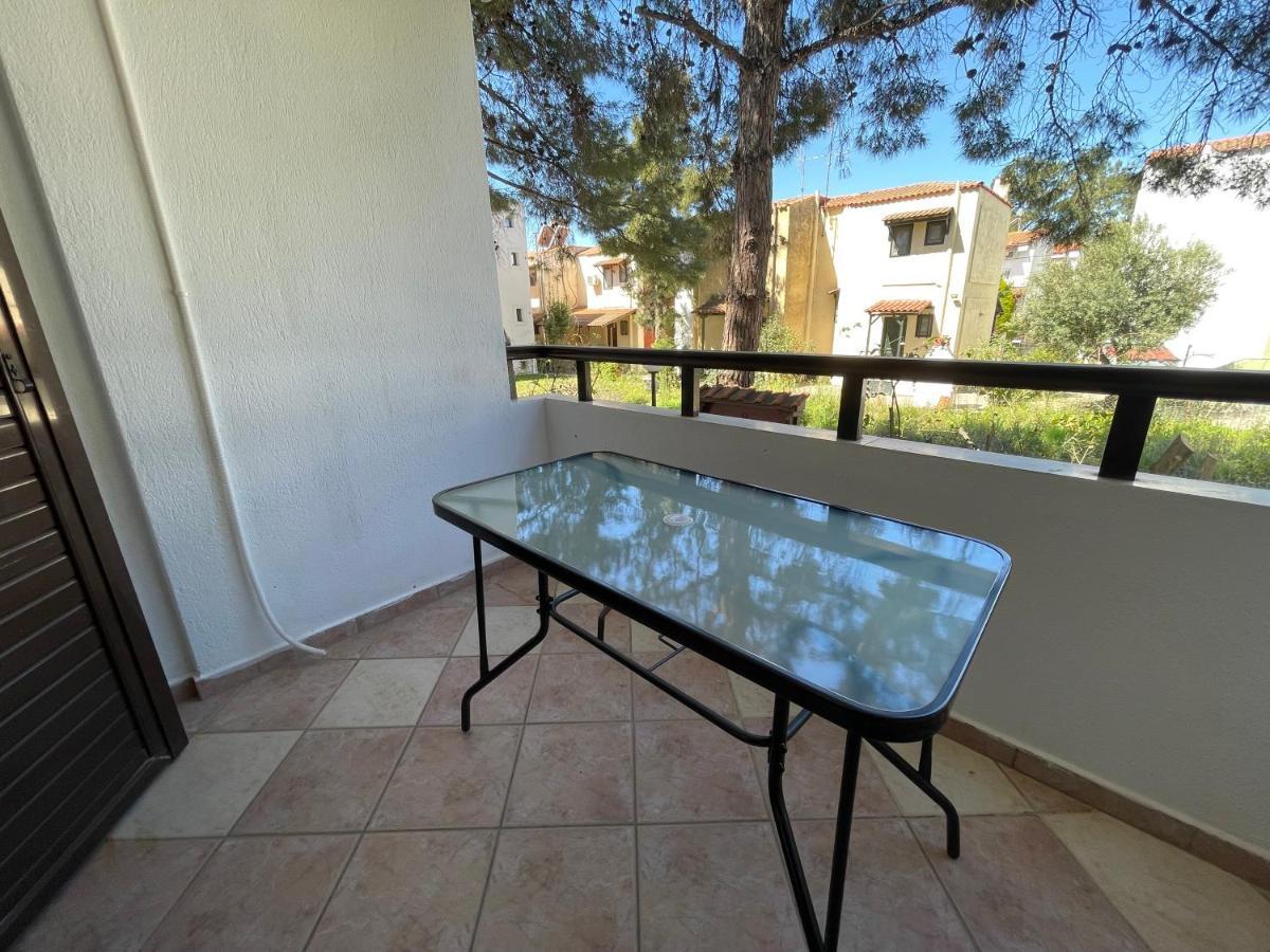 Galazia Akti Seaside Apartments Nikiti  Esterno foto